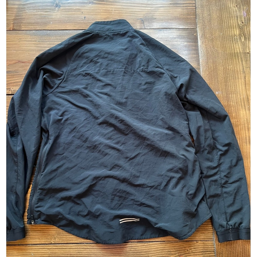 Size Medium - Picture 6 of 6
